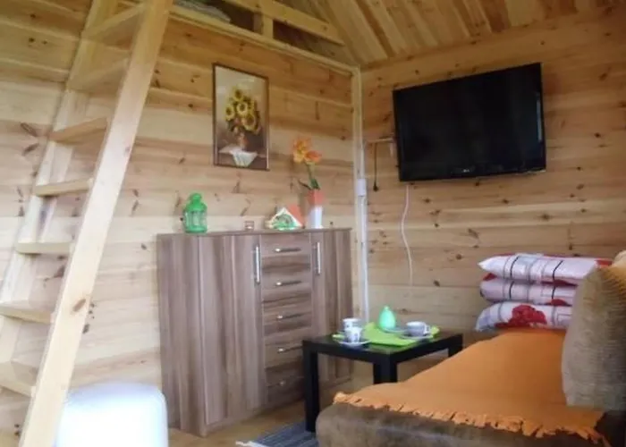 Semesterbostad Gemuetliches Holzferienhaus Mit Grill Und Garten By Interhome